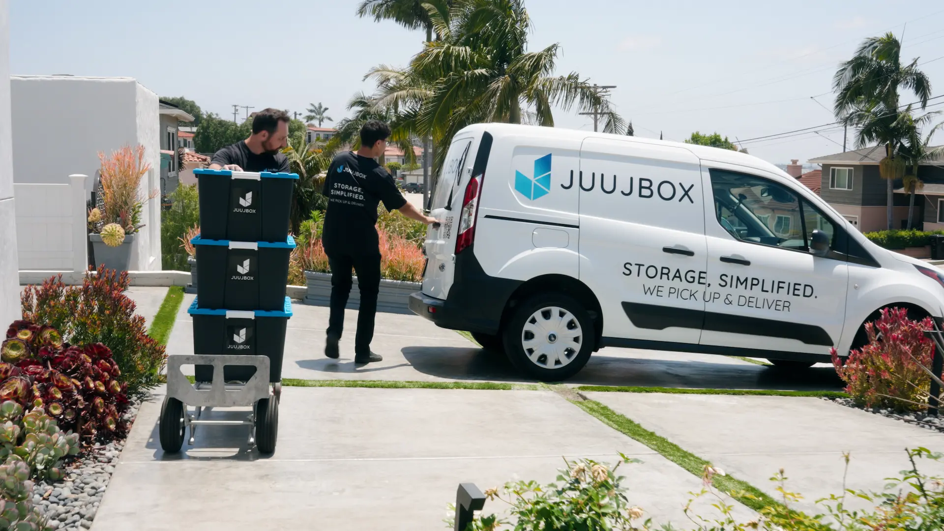 Juujbox storage pickup service in San Diego